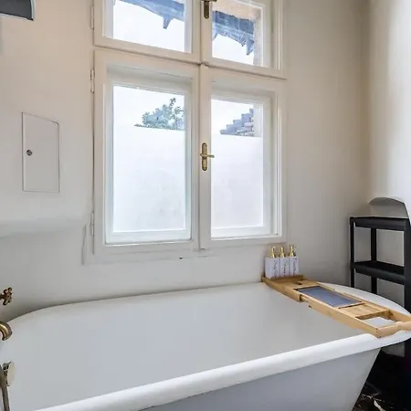 Σπίτι διακοπών Golden Frame - Your Center Spot *