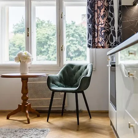 Golden Frame - Your Center Spot * Bratislava