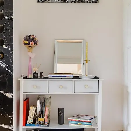 Golden Frame - Your Center Spot Casa vacanze